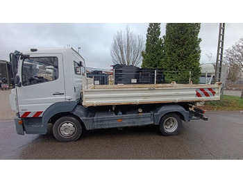 Tipper MERCEDES-BENZ Atego 821