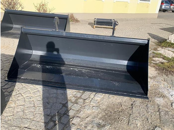 Attachment JCB