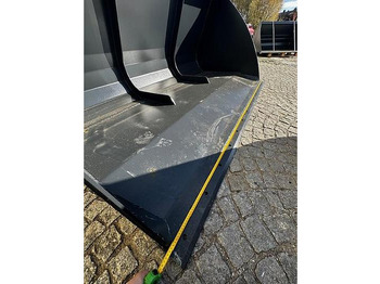 New Bucket Big Volumenschaufel 250 cm mit Hauer Aufnahme: picture 2