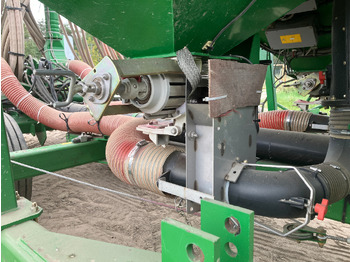 Seed drill John Deere 740 A: picture 5