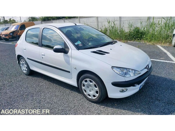 Car PEUGEOT 206  - 2005 - 142613kms: picture 3