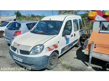 Car RENAULT