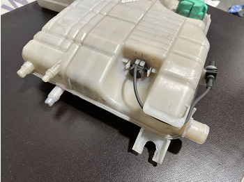 Expansion tank for Truck DAF expansion tank: picture 4
