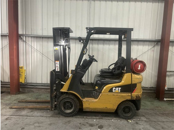 LPG forklift CATERPILLAR GP