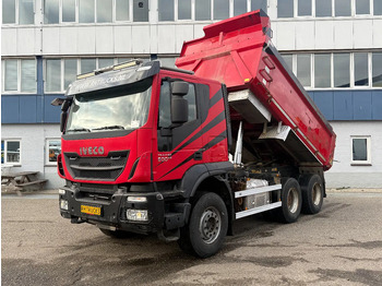 Tipper IVECO Trakker