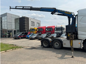 Tractor unit Volvo FH 460 6X2 PALFINGER 2300 + REMOTE CONTROL: picture 3 Tractor unit Volvo FH 460 6X2 PALFINGER 2300 + REMOTE CONTROL: picture 3