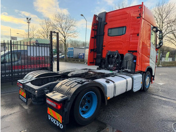 Tractor unit Volvo FH FH420: picture 4