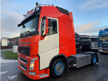 Tractor unit VOLVO FH 420