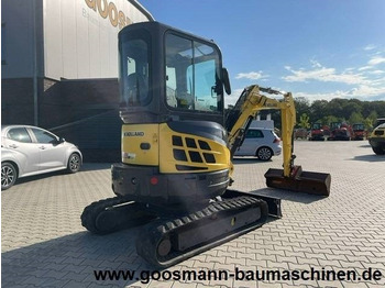 Mini excavator NEW HOLLAND E 29 B SR: picture 4