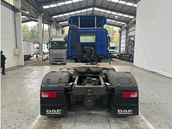 Tractor unit DAF CF 330: picture 4