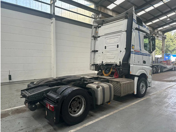 Tractor unit Mercedes-Benz Actros 1842 EURO 5: picture 5