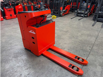 Forklift 13/2024 SERVICE +UVV 10/2026 LINDE T20SF 2.000KG PALLET TRUCK ANT STACKER 3.098 HOURS: picture 3 Forklift 13/2024 SERVICE +UVV 10/2026 LINDE T20SF 2.000KG PALLET TRUCK ANT STACKER 3.098 HOURS: picture 3