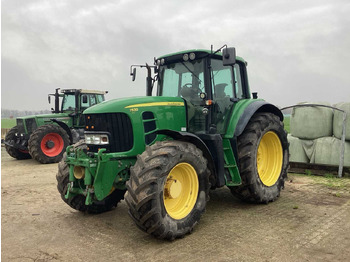 Farm tractor JOHN DEERE 7530
