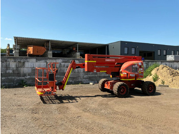 Aerial platform JLG