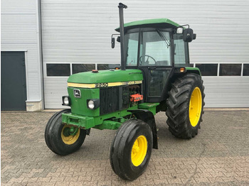 Farm tractor JOHN DEERE 2250