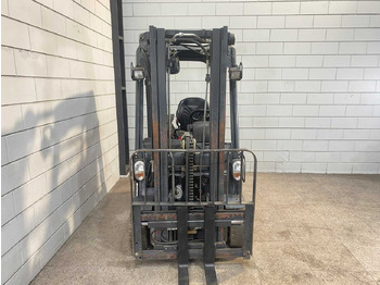 Forklift LINDE - E15 - FORKLIFT TRIPLEX - FREE-LIFT - SIDE-SHIFT: picture 4 Forklift LINDE - E15 - FORKLIFT TRIPLEX - FREE-LIFT - SIDE-SHIFT: picture 4