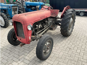 Farm tractor MASSEY FERGUSON