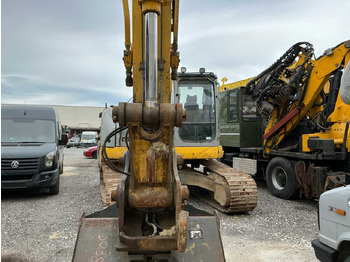 Crawler excavator New Holland E235BSR-2: picture 5