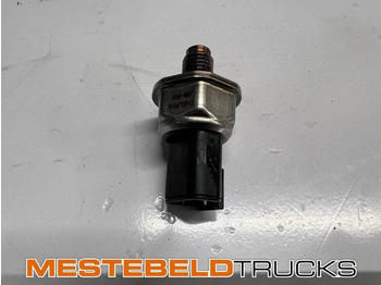 Fuel system VOLVO