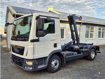 Hook lift truck MAN TGL