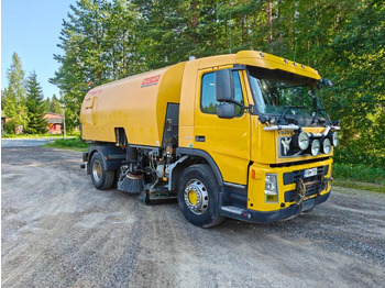 Road sweeper BUCHER