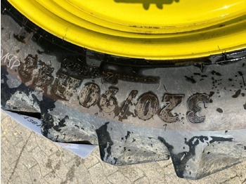 Tire for Agricultural machinery BKT 320/90R42: picture 5