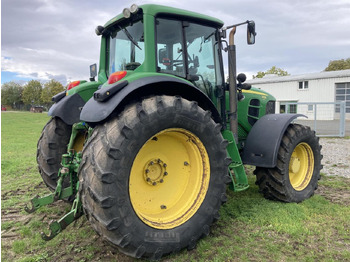 Farm tractor John Deere 7430: picture 5