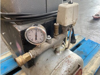 Air compressor Atlas-Copco LXS 111 1.1 kW 10 bar 125 L / min zuigercompressor met 50 liter ketel: picture 5 Air compressor Atlas-Copco LXS 111 1.1 kW 10 bar 125 L / min zuigercompressor met 50 liter ketel: picture 5