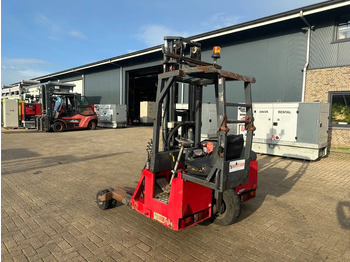 Truck mounted forklift Moffett M4 20.1 Kubota Diesel Kooiaap 2 ton Duplex Sideshift Meeneemheftruck: picture 2
