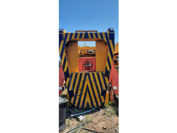 Attachment for Material handling equipment RAM 4120-Revolver spreader: picture 2