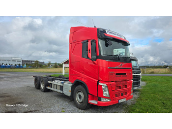 Cab chassis truck Volvo FH540 2019: picture 2