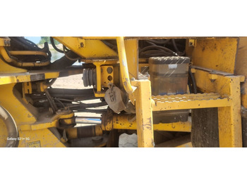 Wheel loader Volvo L220E: picture 4