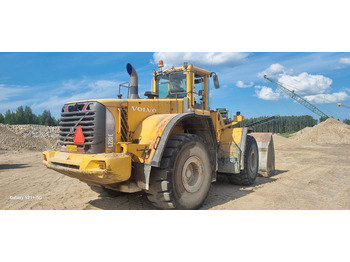 Wheel loader Volvo L220E: picture 2
