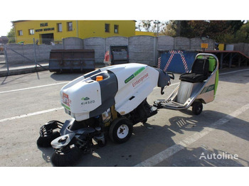 Road sweeper