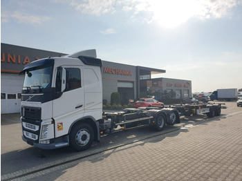 Cab chassis truck VOLVO FH 460
