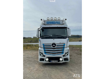 Box truck Mercedes Actros: picture 2