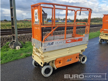 Scissor lift JLG