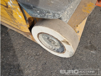 Vertical mast lift JLG TOUCAN DUO: picture 5