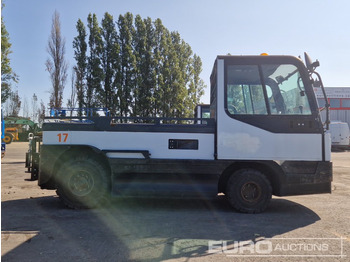 Tow tractor Linde P250: picture 5