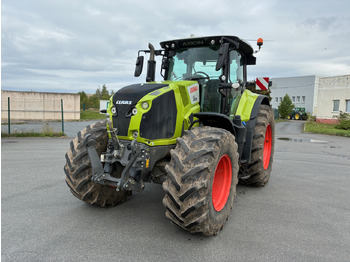 Farm tractor CLAAS Axion 810