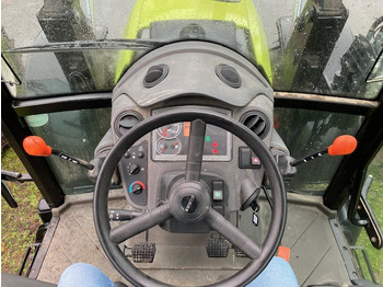 Farm tractor Claas Axos 310: picture 3