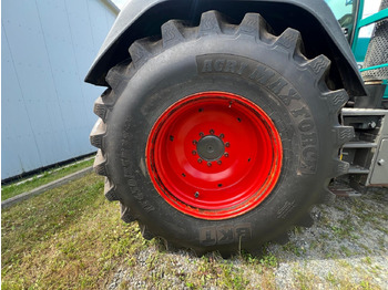 Farm tractor Fendt 818 Vario: picture 5