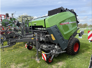 Hay and forage equipment FENDT