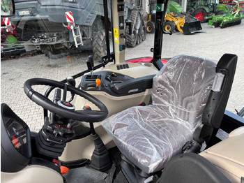 Farm tractor Massey Ferguson 4708 M Cab: picture 3