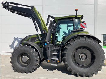 Farm tractor VALTRA