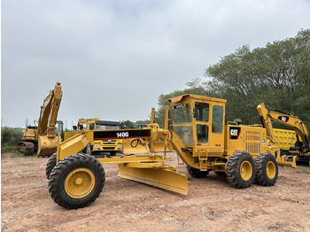 Grader CATERPILLAR 140G: picture 4