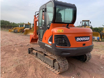 Excavator DOOSAN DX55 excavator: picture 5
