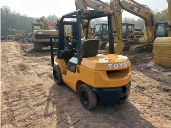 Toyota 30 on lease Toyota 30: picture 4