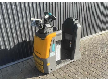 Tow tractor JUNGHEINRICH