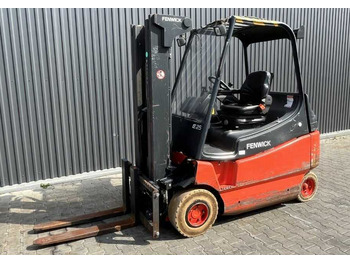 Electric forklift LINDE E25